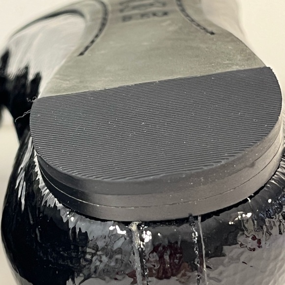 Tory Burch Black Patent Leather Caroline Logo Ballet Flats - Picture 8 of 16